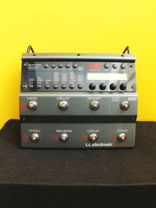 TC Electronic Nova System Multi-Effects Pedal
